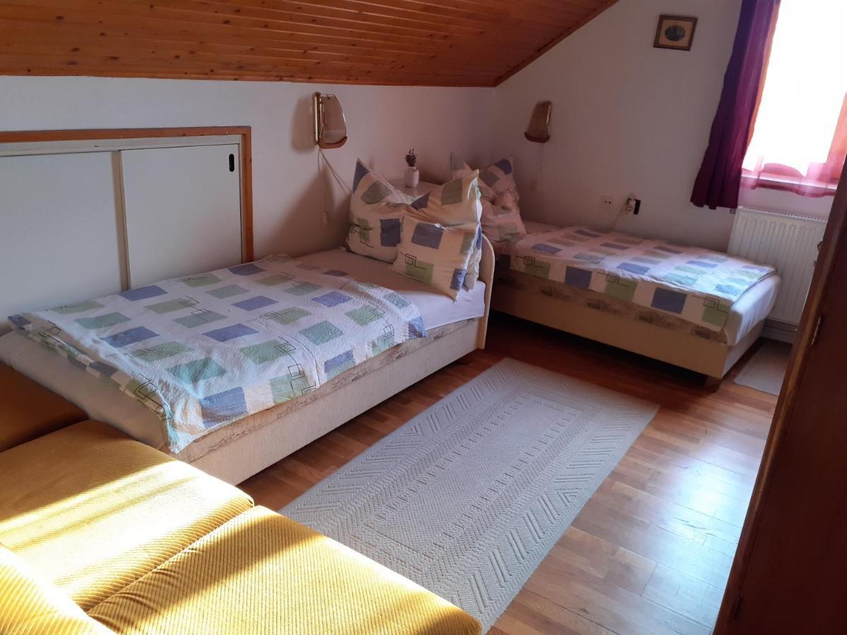 Miklai Haz Apartment Szigliget Ngoại thất bức ảnh