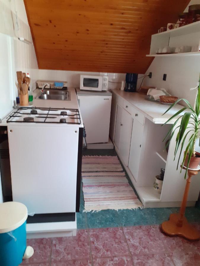 Miklai Haz Apartment Szigliget Ngoại thất bức ảnh